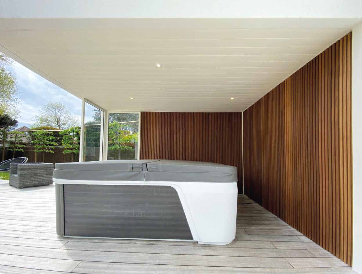 Gardival Maluwi met thermowood en jacuzzi