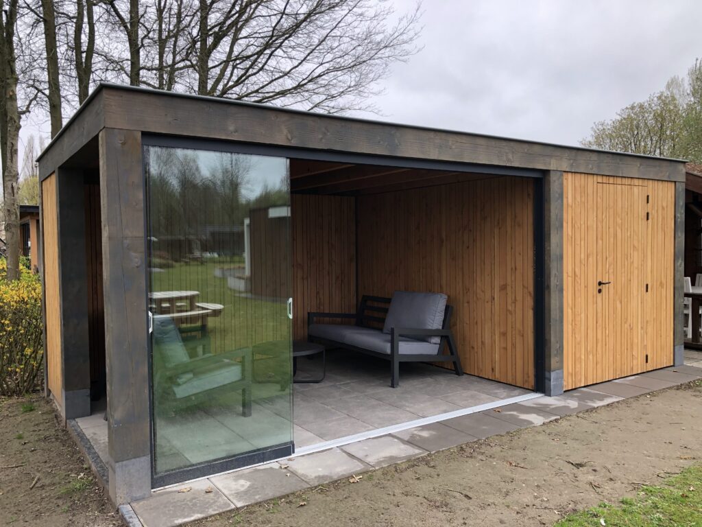 tarn overkapping met berging