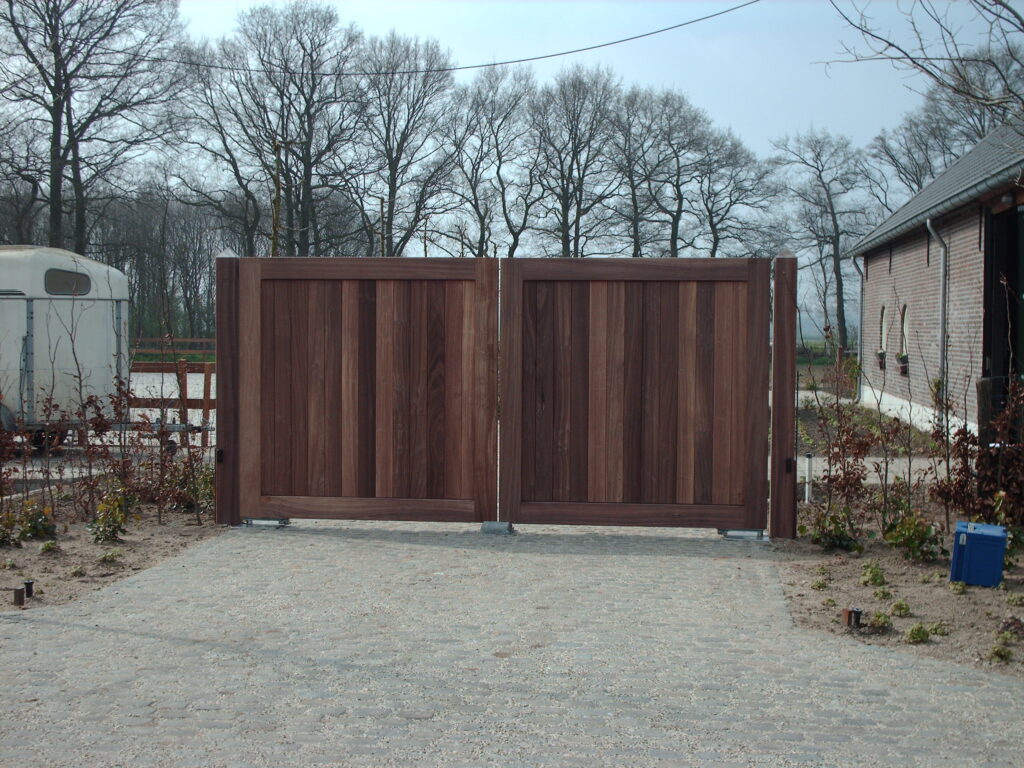 Hardhouten Tuinpoort