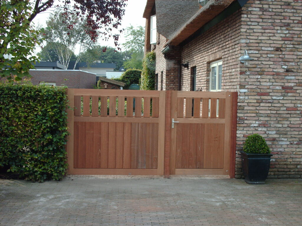 Hardhouten Tuinpoort