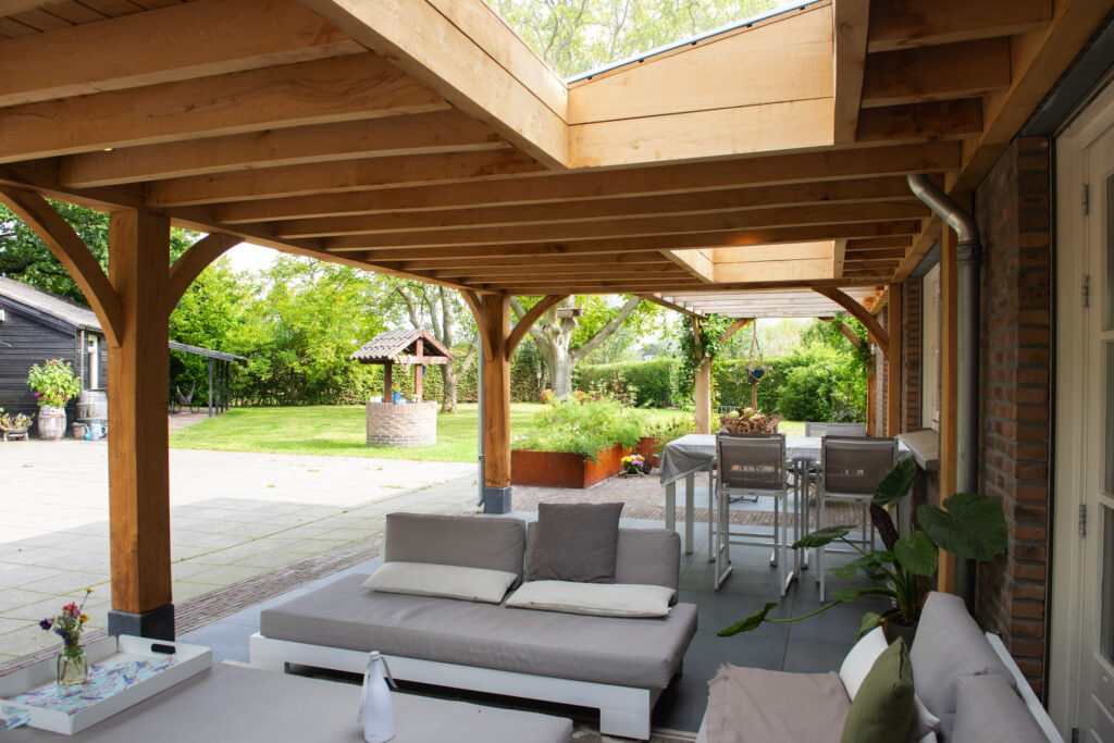 Robuuste aanbouw met pergola Tilburg – foto 20