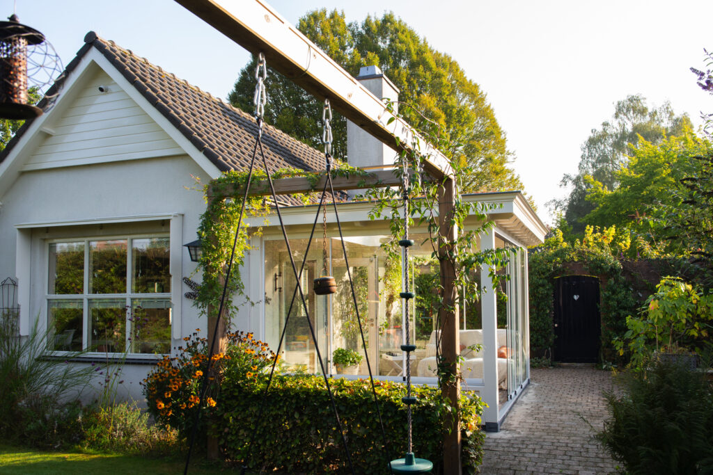 Schitterende aanbouw met glazen schuifwanden Hilvarenbeek – foto 7