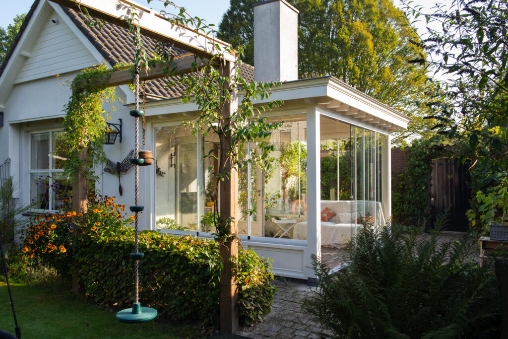 Schitterende aanbouw met glazen schuifwanden Hilvarenbeek – foto 4