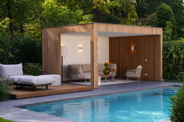Open poolhouse aan het zwembad – foto 1