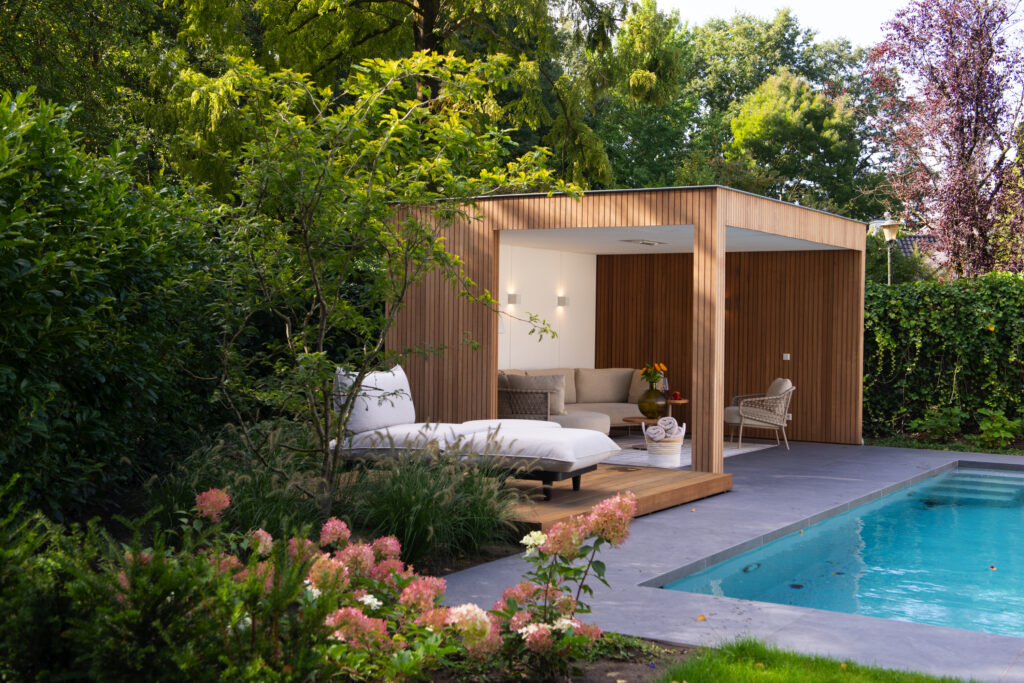 Open poolhouse aan het zwembad – foto 4
