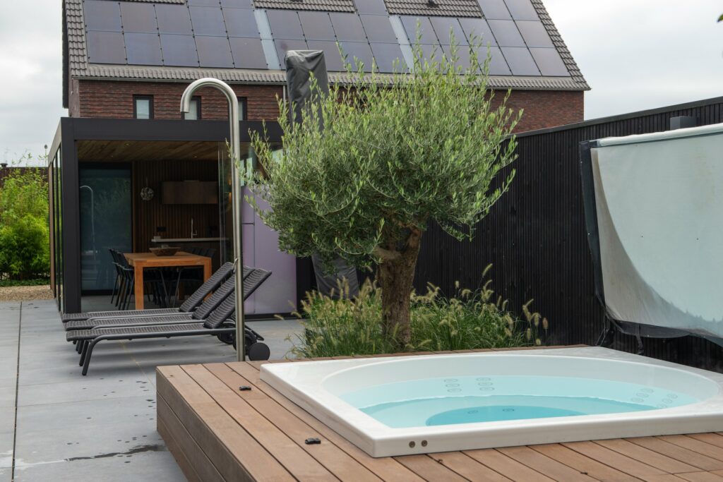 Poolhouse met glazen wanden Best – foto 4