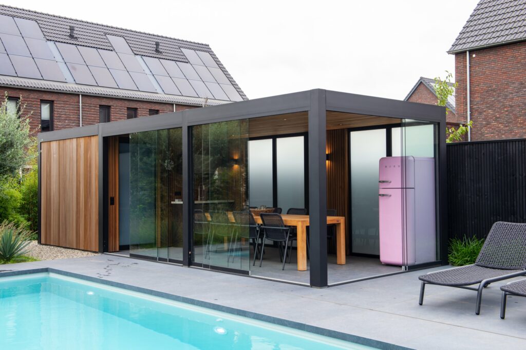 Poolhouse met glazen wanden Best – foto 5